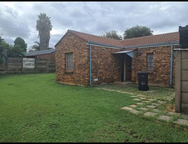 5 BEDROOM PROPERTY TO RENT IN ELANDSPOORT